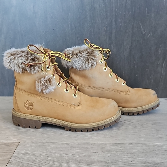 Timberland Premium Waterproof Wheat Nubuck Fur Trim 6" Boots Girls Size 4 - Picture 1 of 15